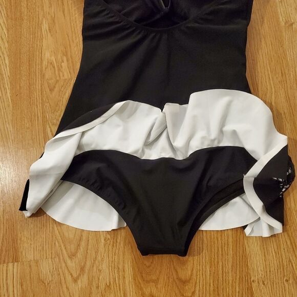 Profile by Gottex Halter Swimdress sz 10. - Picture 10 of 14